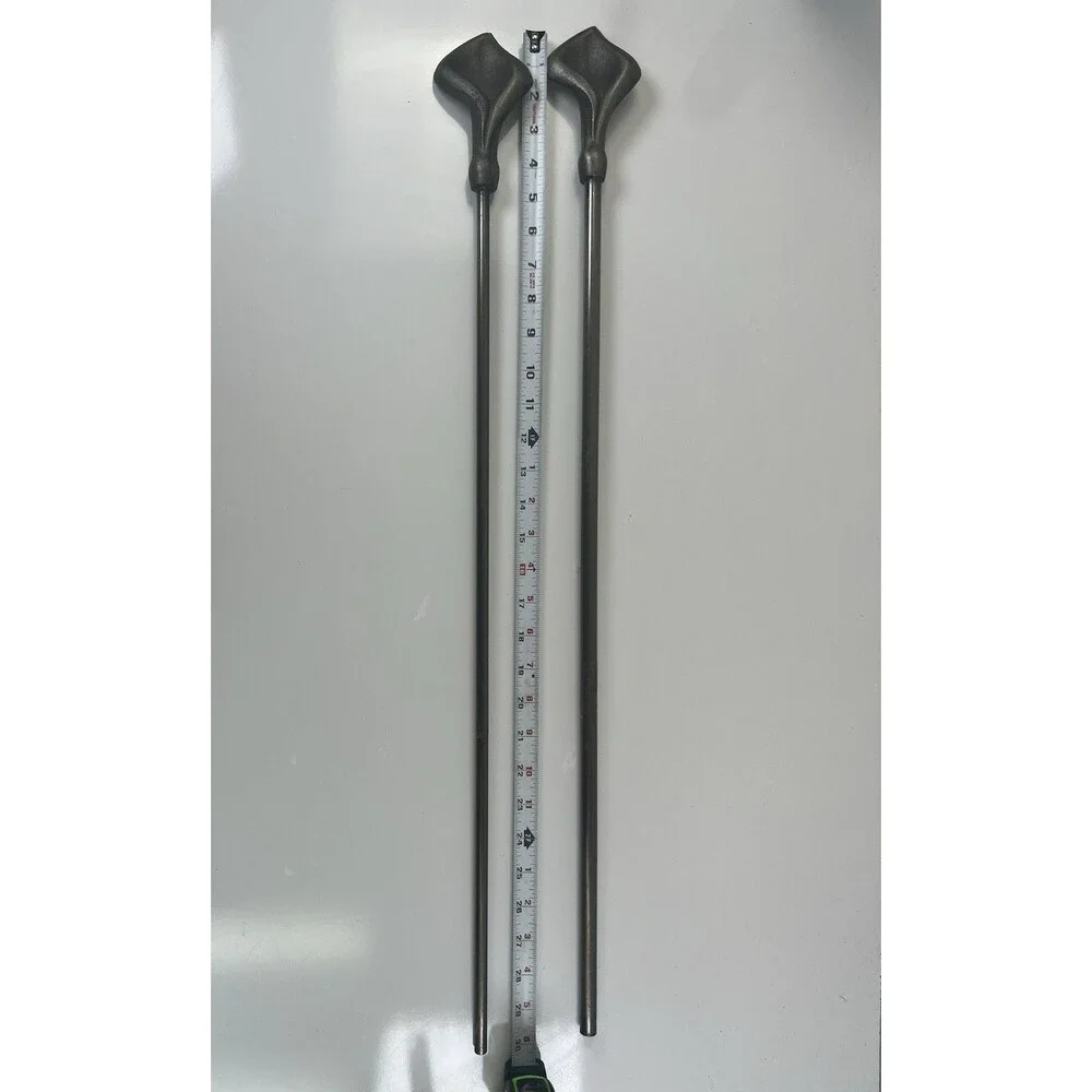 UMBRA Cast Metal Adjustable Width Curtain Rod Lily Floral Finial Floral